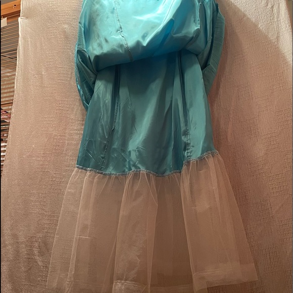 Blondie Nites By Jaslene - Picture 3 of 9